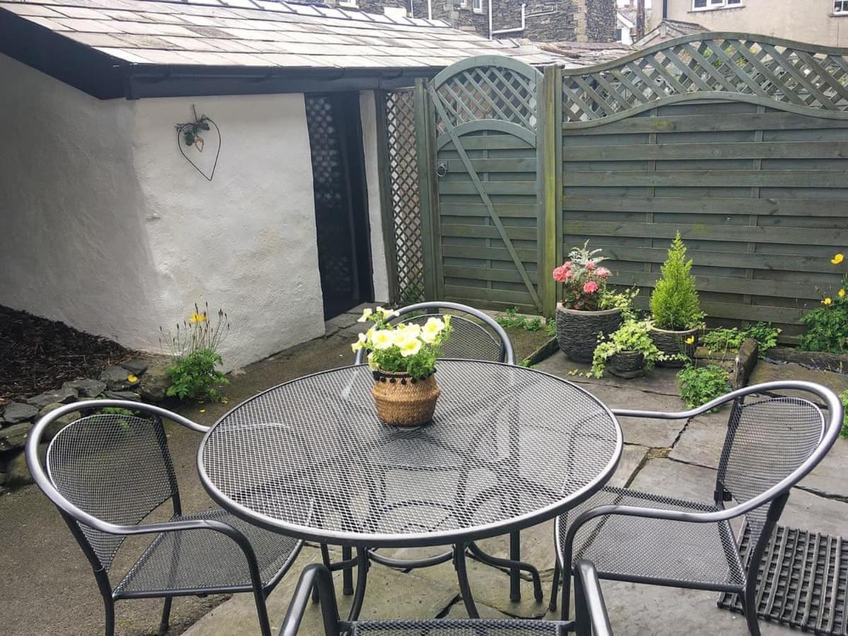 Acorn Cottage Bowness-on-Windermere Bagian luar foto