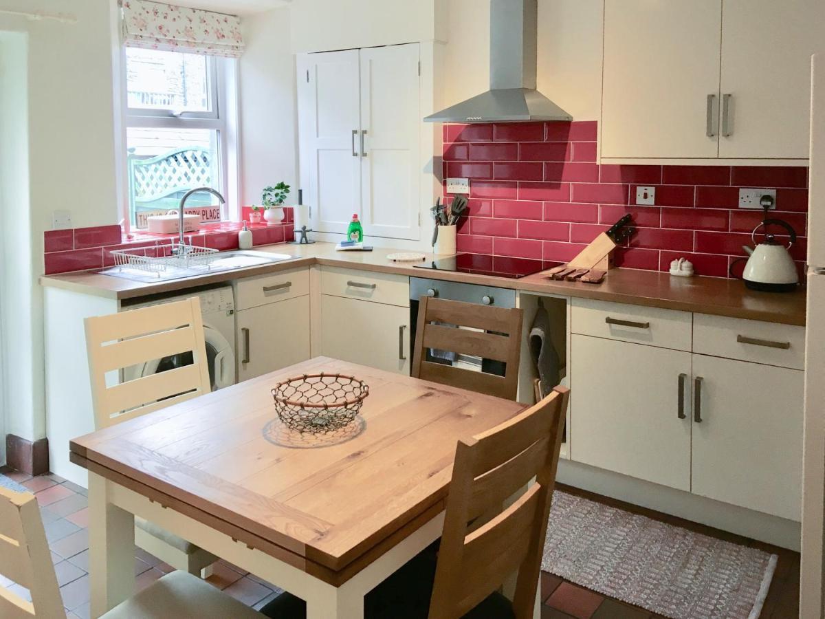 Acorn Cottage Bowness-on-Windermere Bagian luar foto
